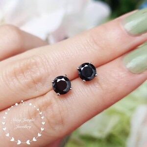 1 carat Round Cut Black Spinel Stud Earrings, 6mm Simple Opaque Black Stud Earrings, Imitation Black Diamond Earrings, Minimalist Earrings