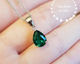 Pear shaped emerald necklace, May birthstone pendant, pear cut lab emerald pendant, teardrop emerald pendant, bridal pendant, vivid green