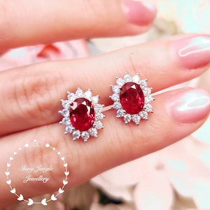 Pendientes ovalados de rubí sintético genuino color sangre de paloma, pendientes de rubí con halo de 2 quilates, pendientes de novia rojos, diseño de la princesa Diana.
