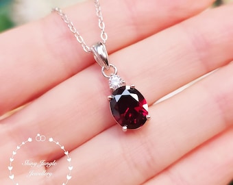 Oval Cut Garnet Solitaire Necklace, 3 carats 8*10 mm Garnet Pendant with Single Diamond Simulant, January Birthstone Gift, Burgundy Gemstone