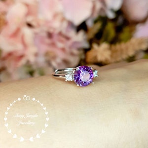 Alexandrite Ring, 2 carats 8 mm Round Cut Alexandrite Three Stone Engagement Ring, June Birthstone Promise Ring, Colour Changing Gemstone image 5