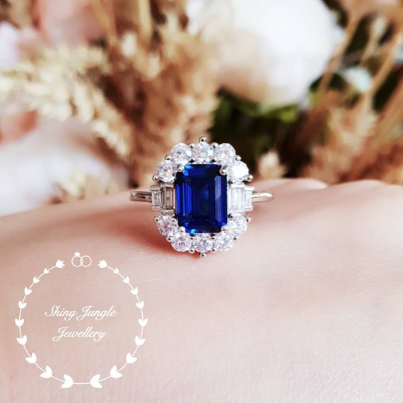 Ladies Art Deco Halo Style 925 Sterling Fine Silver Emerald White Sapphire Ring