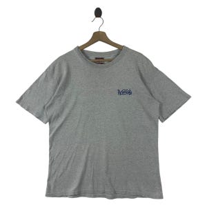 Vintage MOSSIMO small embroidery Spellout tee