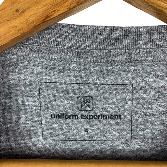 SOPHNET Uniform experiment spellout printed tee - image 3