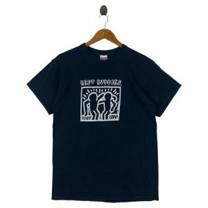 Vintage KEITH HARING pop art printed tee
