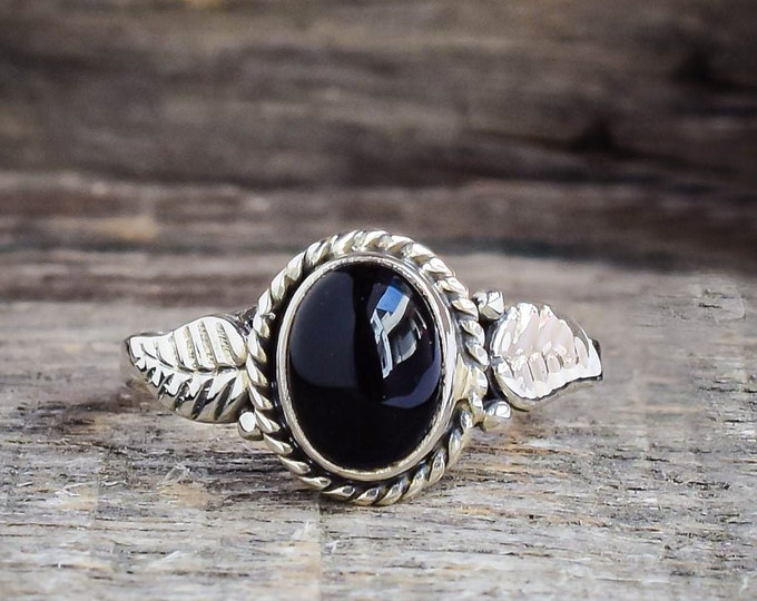 10.50 Cts Black Onyx 925 Sterling Silver Ring Oval Shape SR203