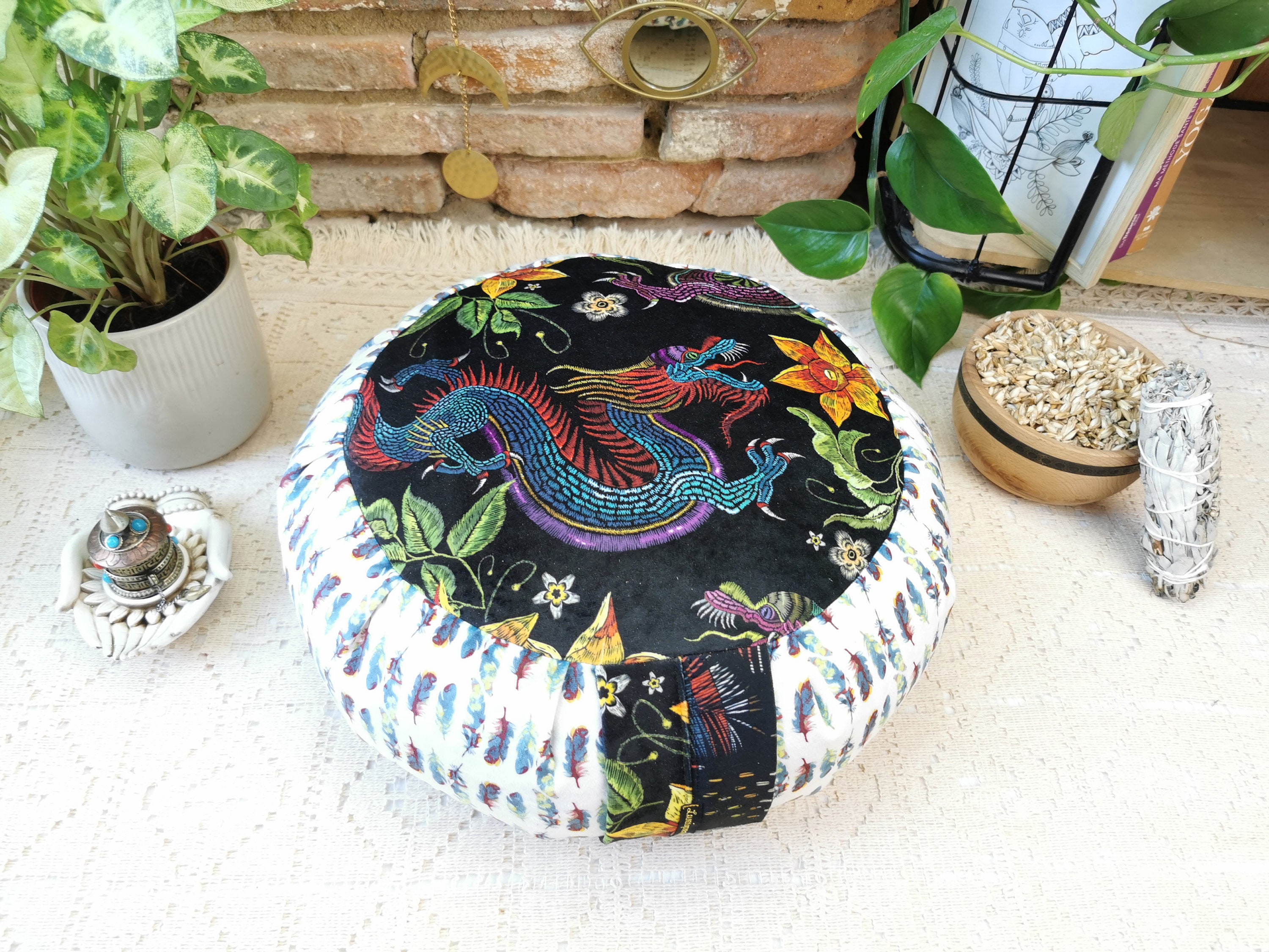 Coussin de Méditation et Yoga en Balle d'épeautre Bio Velours | Zafu Fait Main France