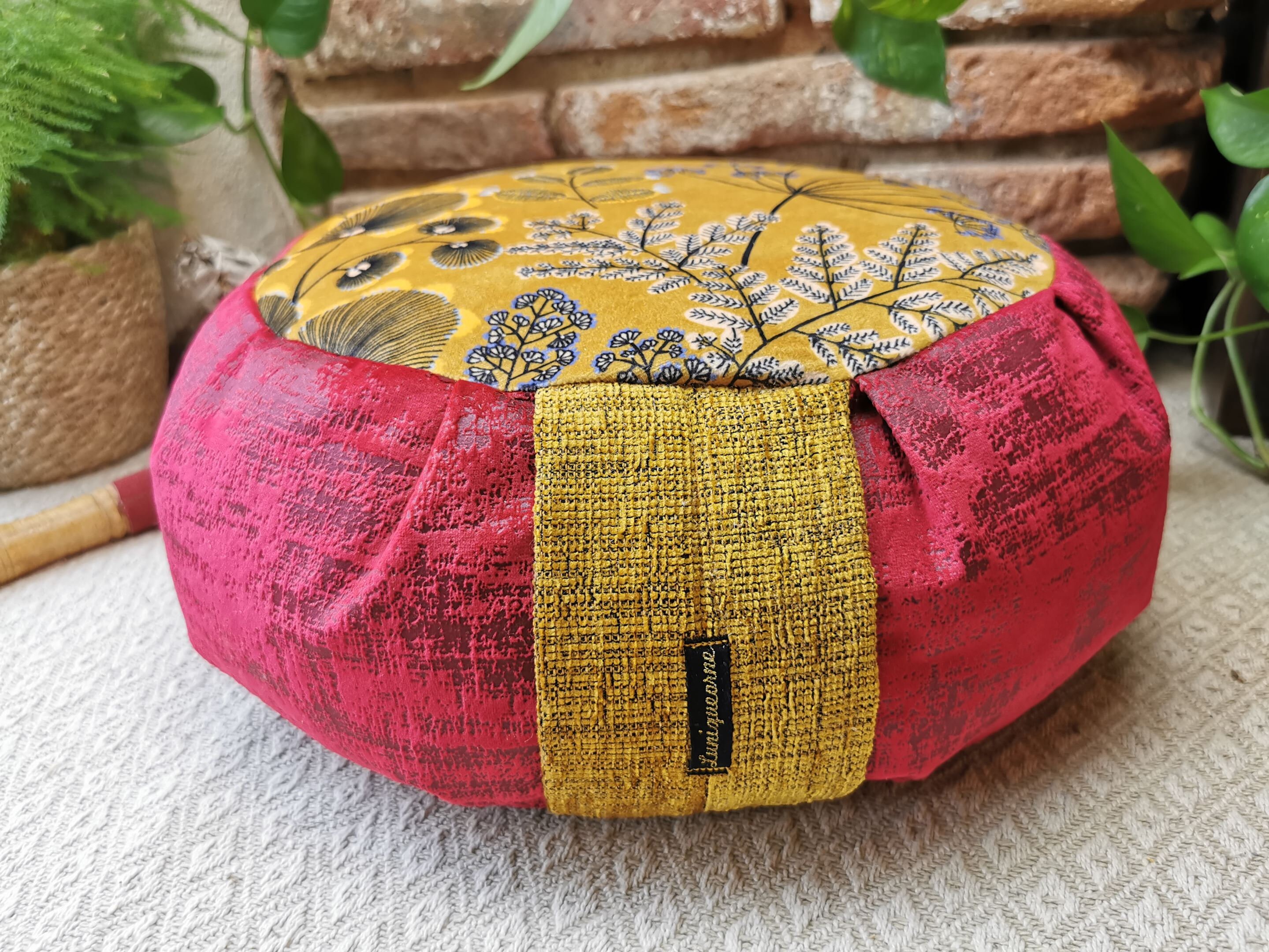 Coussin de Méditation et Yoga en Balle d'épeautre Bio Velours | Zafu Fait Main France