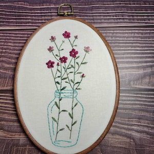 Hand Embroidered Flower Hoop Art: Mason Jar Decor