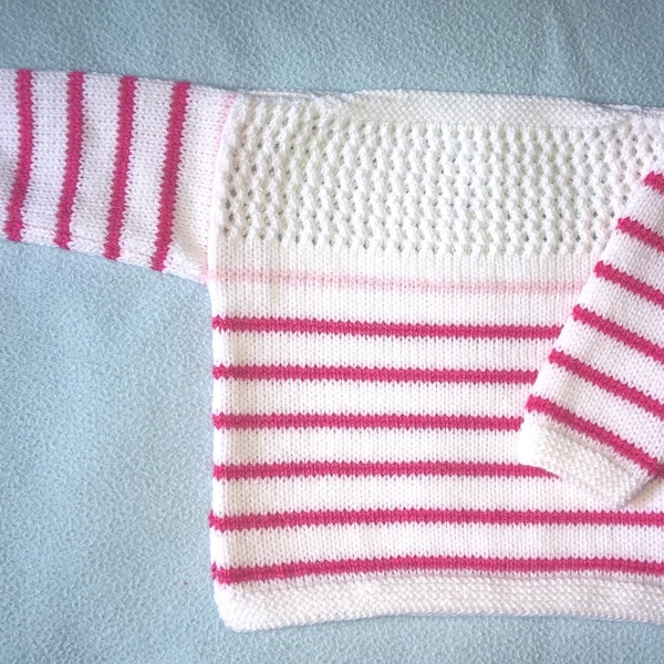 Pull marinière brassière bébé 6 mois blanc fuchsia rose tricot fait main