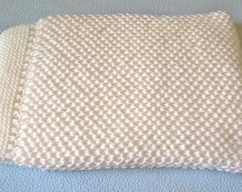 Couverture bébé tricot fait main écru