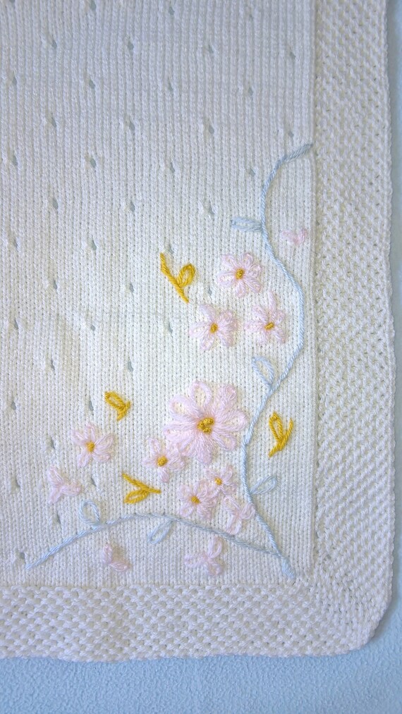 Handmade Knitted Ecru Blanket for Baby Embroidered With Flowers