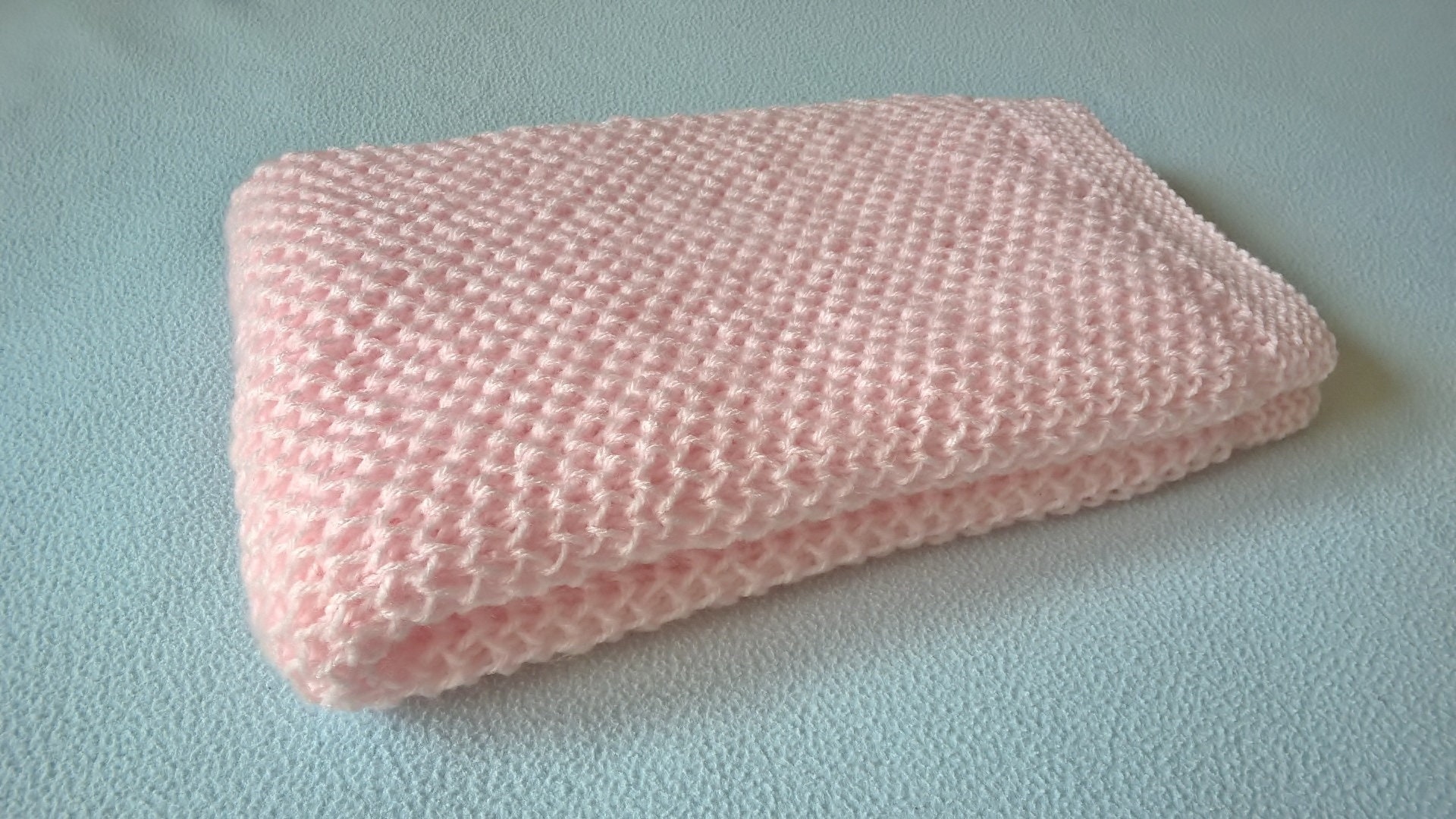 Couverture Bébé Tricot Fait Main Rose Pâle Nacré