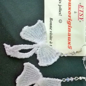 Earrings lace and bow image 2