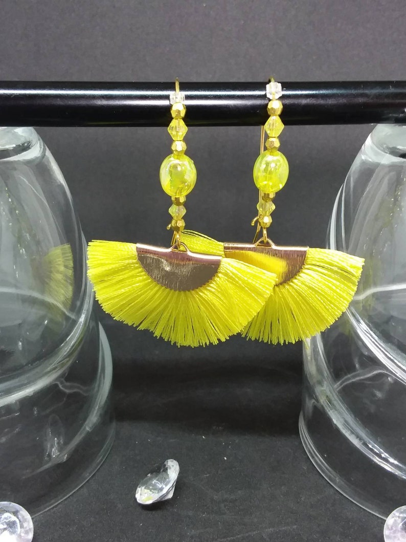 Fan earrings, yellow pompom image 1