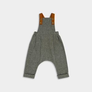 Olive Green Linen Long Overalls / Neutral Spring One Piece / Toddler Bohemian Outfit / Traditional Photo Baby Romper / Rustic Infant Jumper