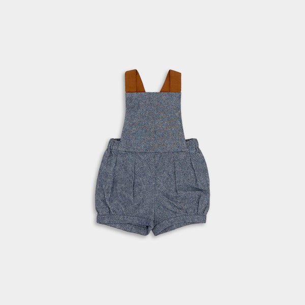 Chambray Blue Linen Overalls / Cake Smash Boy Outfit / Milestone Photoshoot Baby Outfit / Spring Toddler Coverall / 6 Month Pics Baby Romper