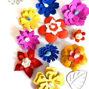 Prachtige leren bloemen voor uw schoenen en tassen, handgemaakt