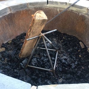 Ultimate Campfire - ORIGINAL Vertical Fire Pit Grate - LOW smoke, BIG flames. Patio, Kiva, Chiminea, Beach. See the fire, not the grate!