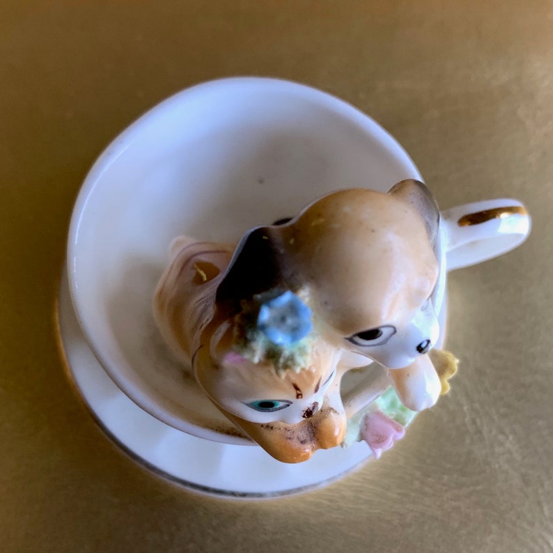 Vintage Napco Miniature Collectible 1 34 Tall, KittenPuppy Porcelain Spaghetti Greenery CupSaucer