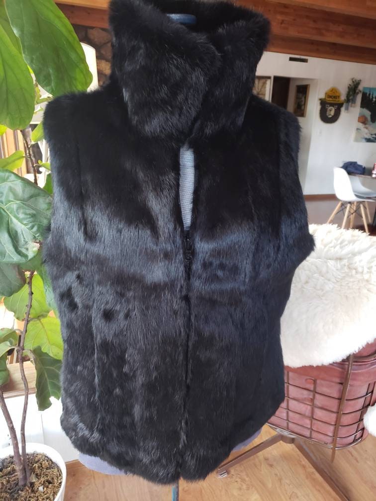 Gorgeous Black Faux Fur Reversible 600 