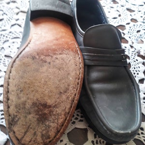 Vintage 1970s era men's loafers from Sears. Gray leather, made in Italy, leather sole. Size 9.5D. FREE SHIPPING image 3