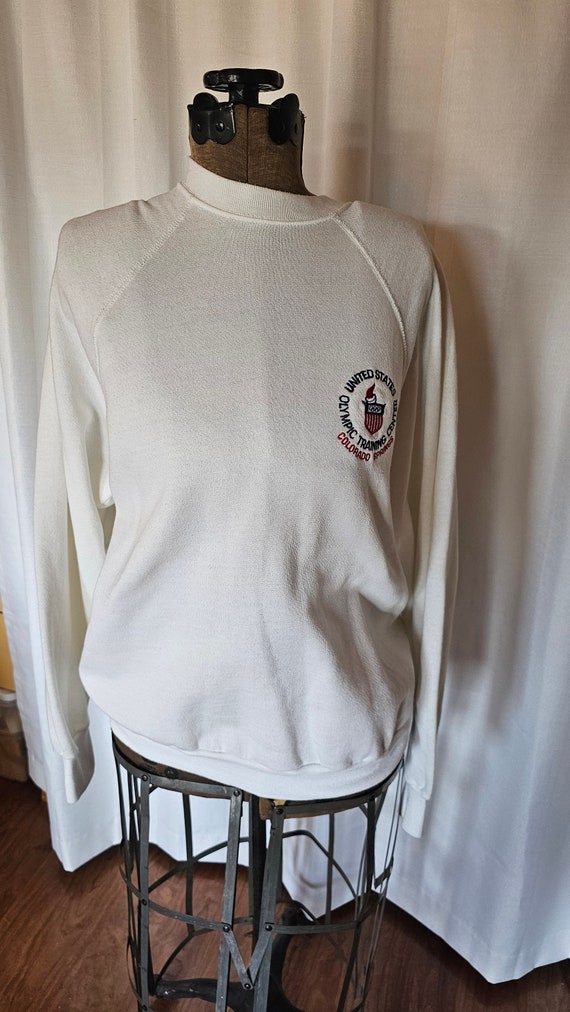 Vintage USA Olympic training center sweatershirt. 