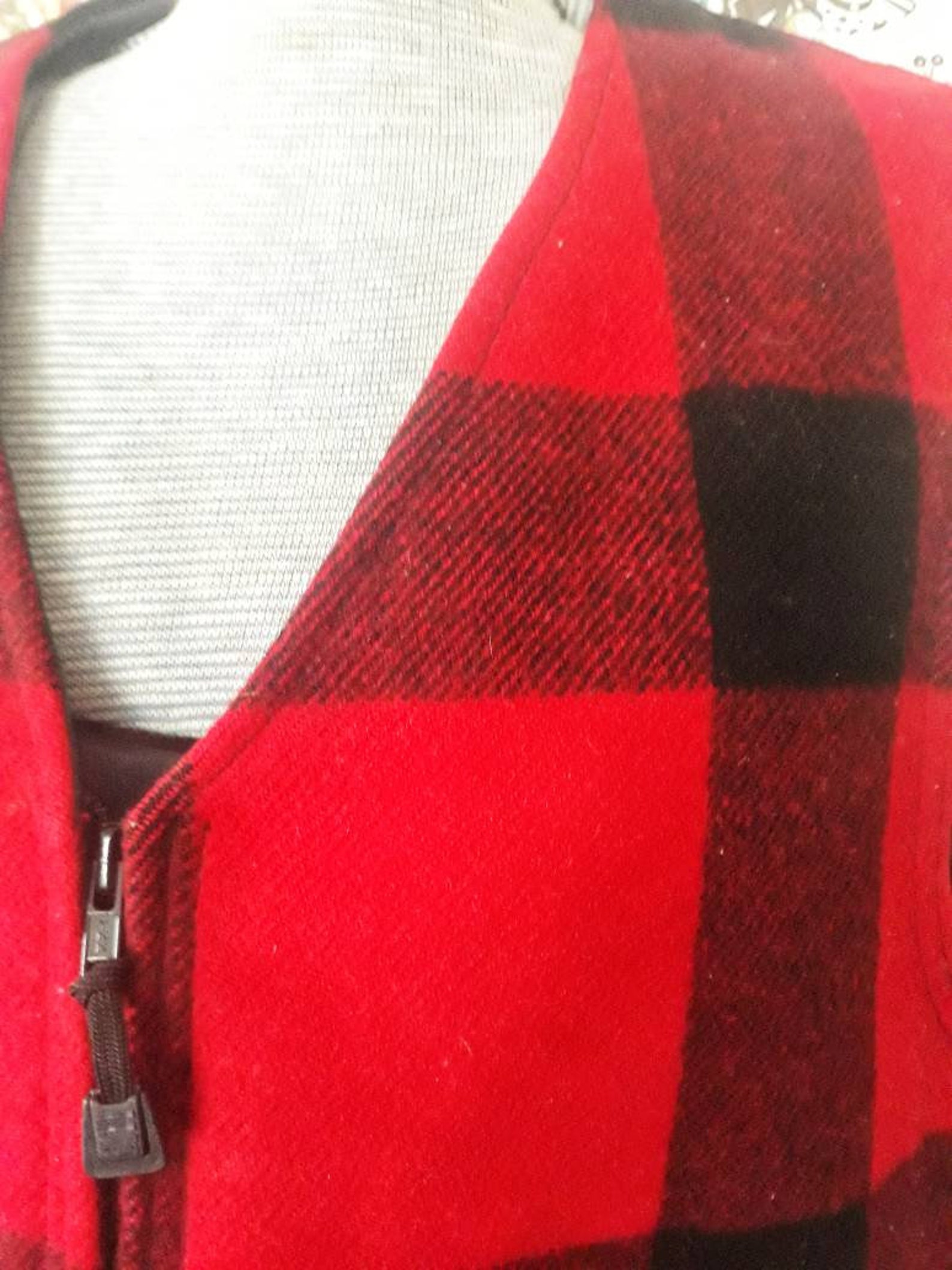 Montana Woolen Shop Buffalo Plaid Vest. Red and Black Wool Etsy