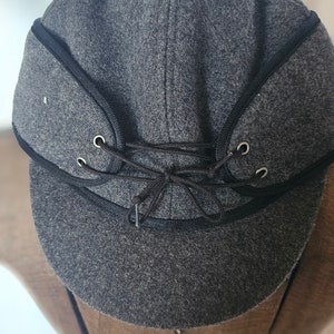 Crown Cap brand gray winter trapper/Elmer Fudd hat size 7 3/4