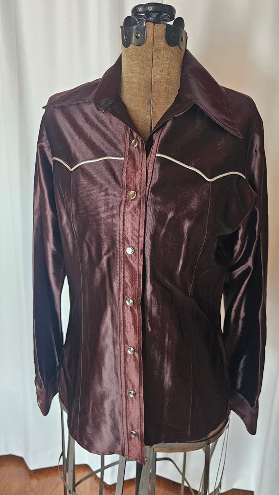 Vintage ladies brown satin shirt. Western-style, s