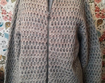 Vintage ladies Woolrich sweater cardigan. Oatmeal beige, aqua, long sleeves, zip front, 100% wool. Size L/Large. FREE SHIPPING