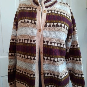 Ladies&#39; alpaca wool cardigan sweater. Burgundy/peach/brown stripe, button front, collar. Like new. Size L/Large. FREE SHIPPING