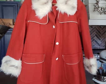 Vintage women's orange wool coat with faux fur