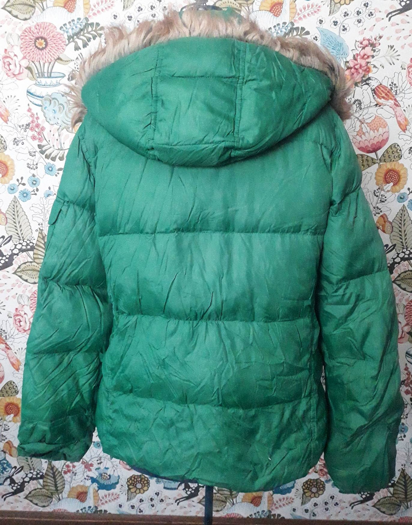 sweat pants and hoodie outfit