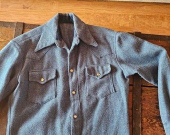 Vintage handmade wool blend shirt. Blue with chest pockets. Size small. FREE SHIPPING