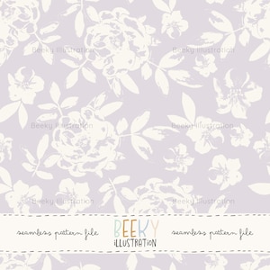 Op de afbeelding: Een naadloos patroonbestand met een wit bloemenontwerp op een lichtpaarse achtergrond. Het patroon bestaat uit gestileerde rozen en bladeren. De tekst "seamless pattern file BEEKY ILLUSTRATION seamless pattern file" staat onderaan de afbeelding.