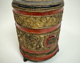 Antique Burmese Lacquerware Betel Box Kun It w/ Liner Red & Gilt 19th / Early 20th C.