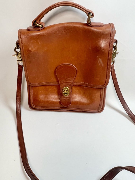 Vintage Coach #5130 Willis Station Crossbody Bag - image 1