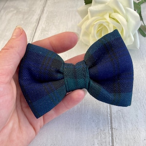 Hundefliege | Hundeschleife | Katzenfliege | Tartan Hundefliege | Blaue und grüne Tartan-Hundefliege | Hundefliege im Vereinigten Königreich |