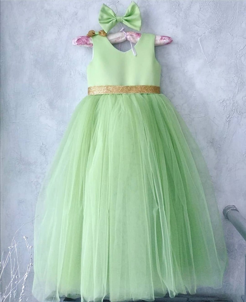 Green Tulle dress Flower girl dress Glam Girl First Birthday Dress Green dress Silver Baby Tulle dress Princess dress Big bow dress