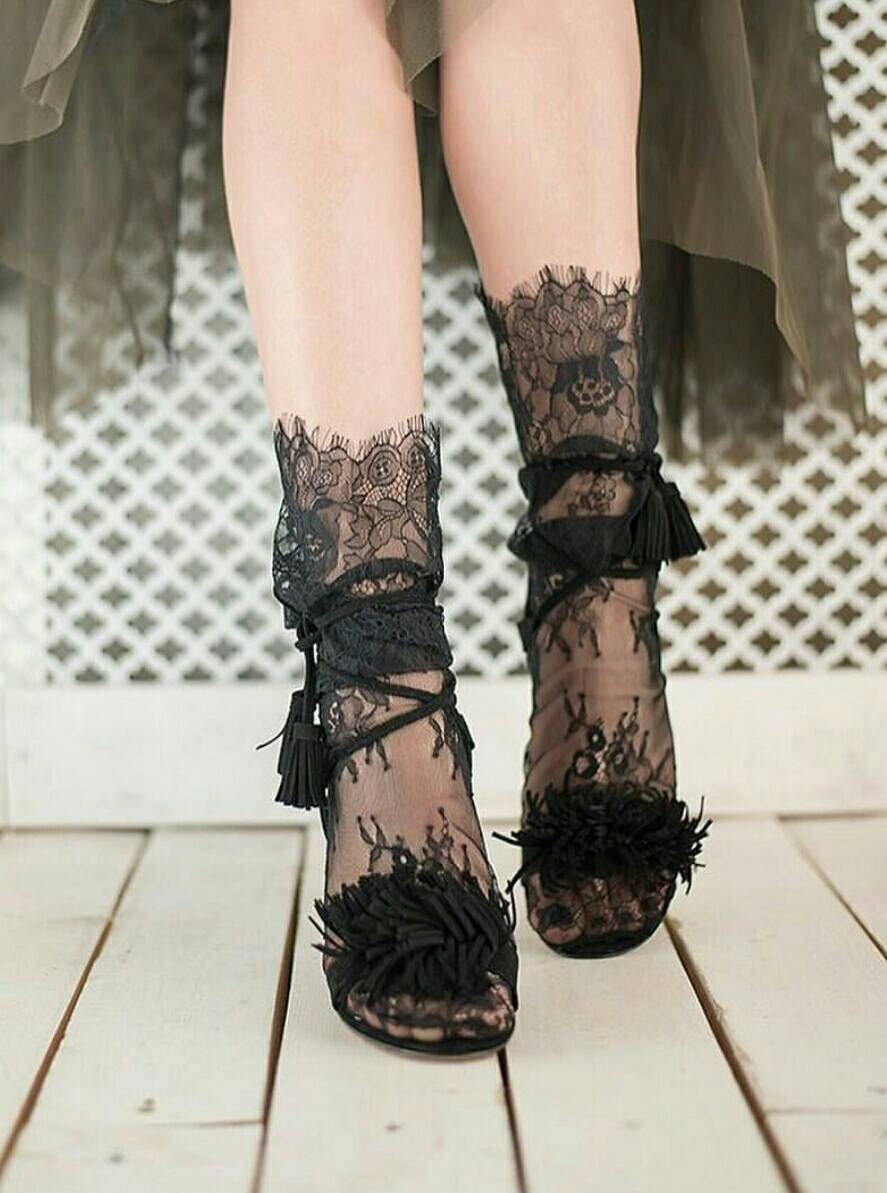 knee high black lace socks