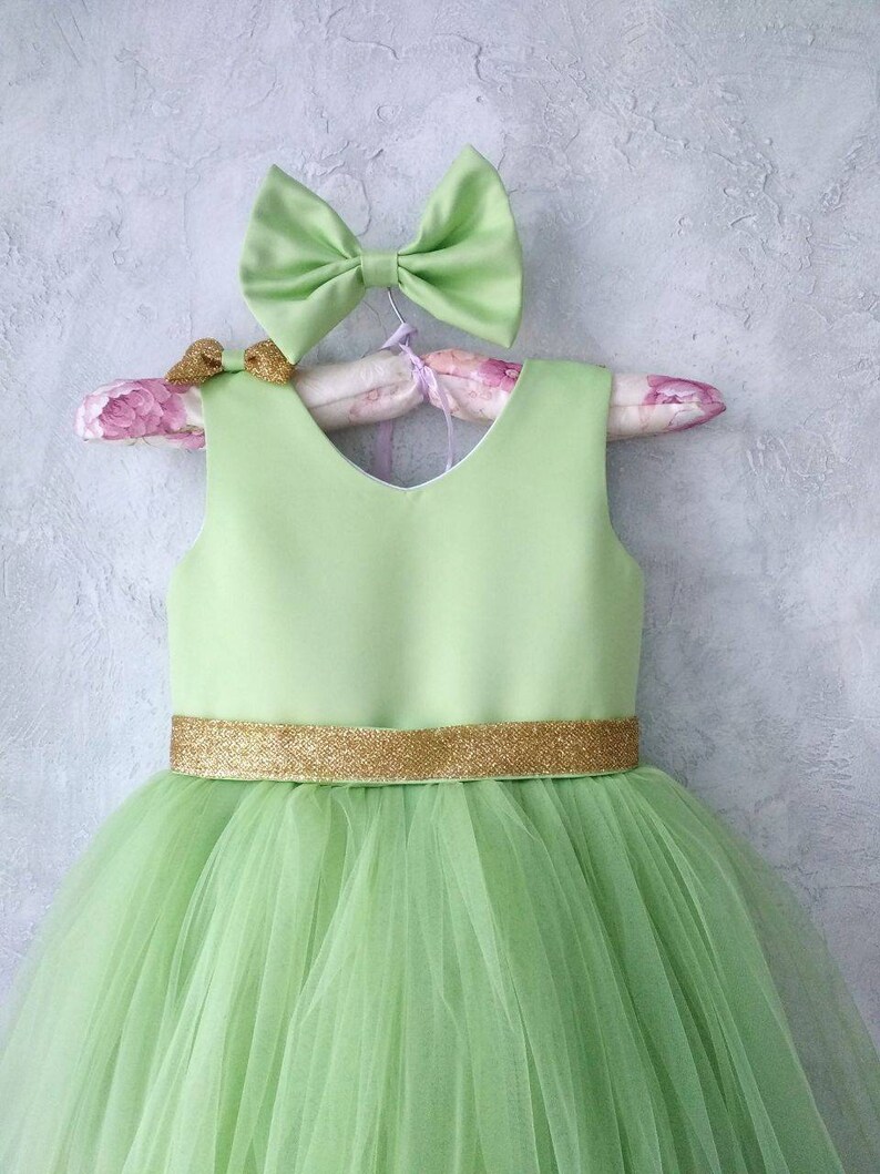 Green Tulle dress Flower girl dress Glam Girl First Birthday Dress Green dress Silver Baby Tulle dress Princess dress Big bow dress