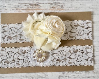 Ivory Wedding Garter, Ivory Bridal Garter, Ivory Flower Garter, Keepsake Garter Set, Rhinestine Garter, Vinatge Wedding Garter, Shabby