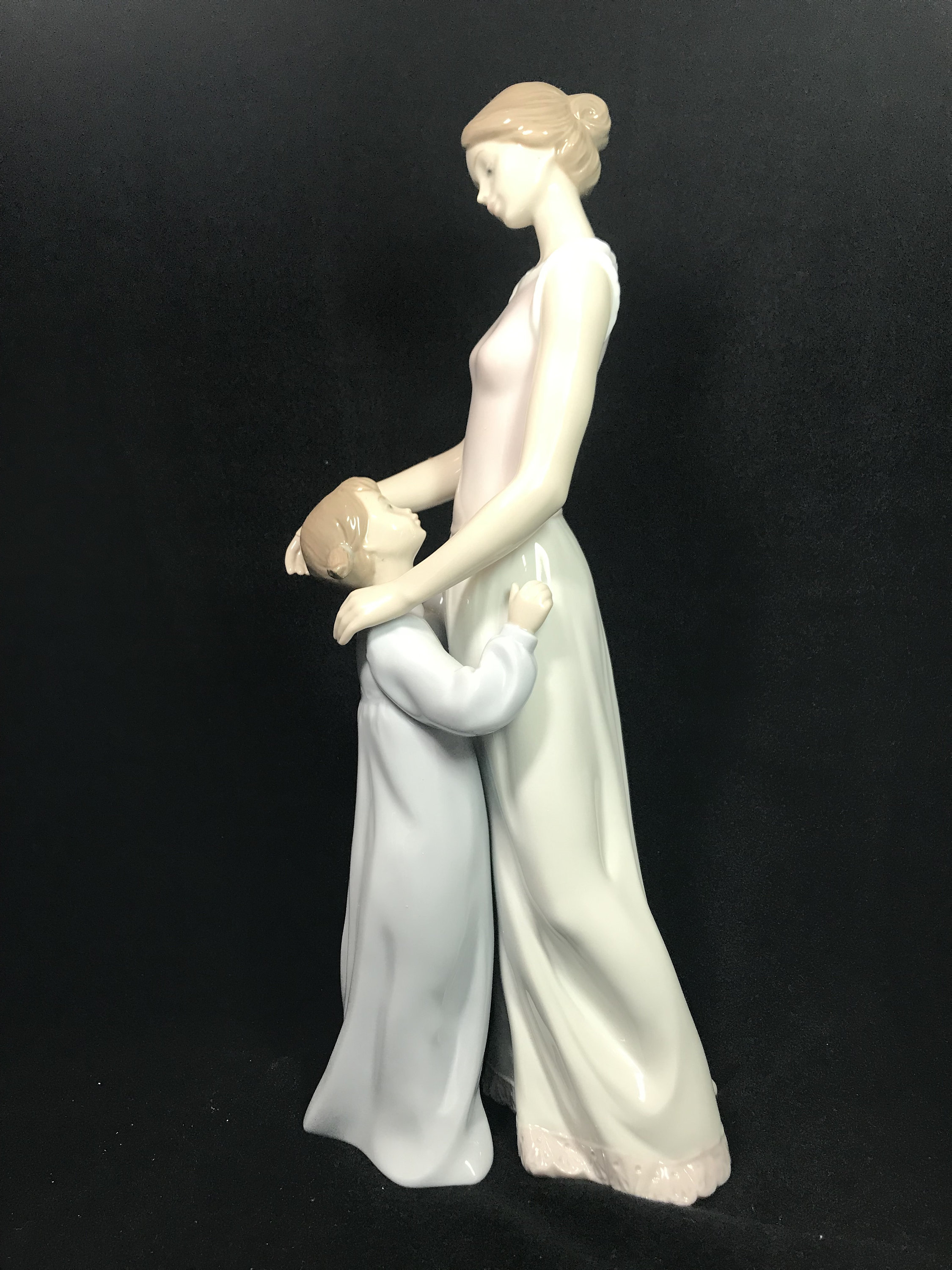 Lladro 6771 Someone to Look Up To Porcelain Sculpture Etsy