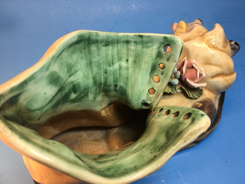 6 Tall 9.5 Wide Mint Vintage Capodimonte Fine Porcelain Boot with Mouse