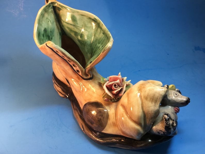 6 Tall 9.5 Wide Mint Vintage Capodimonte Fine Porcelain Boot with Mouse