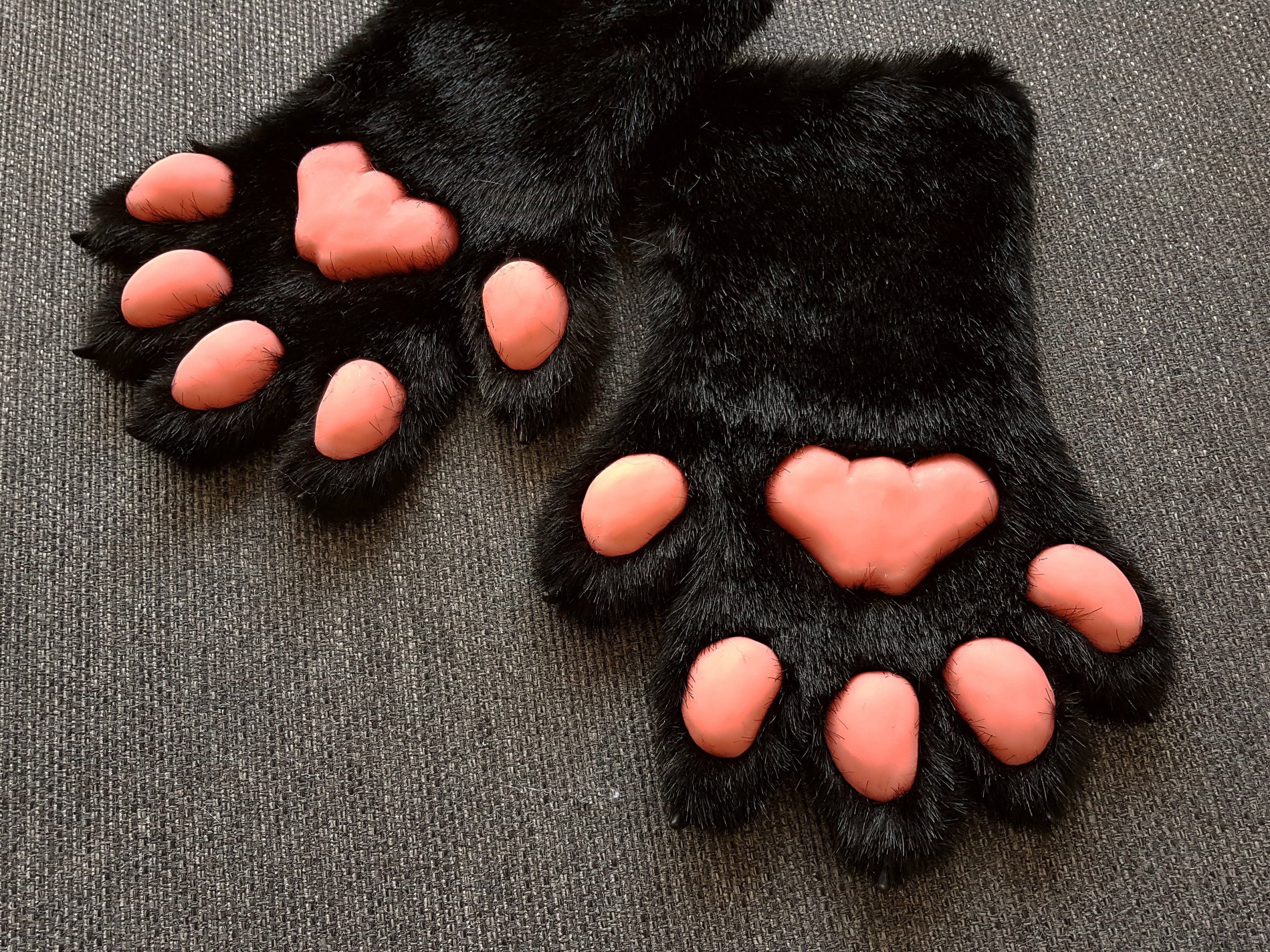 Заказать лапки. Fursuit Paws перчатки. Fursuit Paws лапки. Фурсьют лапы. Фурри перчатки перчатки лапки фурсьют.