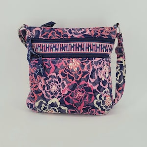 VERA BRADLEY CROSSBODY Purse 12&quot;w x 11&quot;h x 2&quot;d &quot;Katalina Pink&quot; Retired Pattern Blue Flowers adjustable strap zippers 5 pockets gift