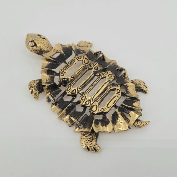 LARGE TURTLE PENDANT 2"w x 3.25"h Vintage c1960's Signed Luca Razza Gold Tone & Black 3 Articulated Sections Like New Collector Gift