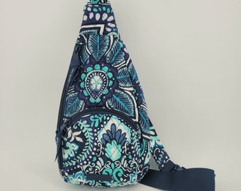 VERA BRADLEY CROSSBODY Sling Backpack "Blue Island Medallion" Pattern 8"w x 13"h x 2.5"d Turquoise Navy Blue Adjustable Strap Zips Like New